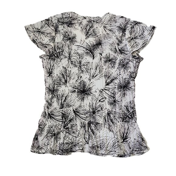 *New Low Price* Black & White Crinkle Layered Blouse - Picture 3 of 6